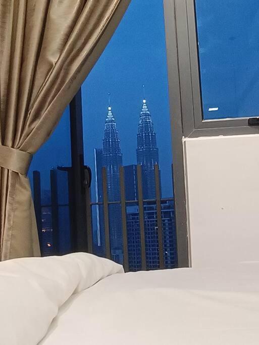 Cl 27A Insta Klcc View & Infinity Pool View Appartement Kuala Lumpur Buitenkant foto