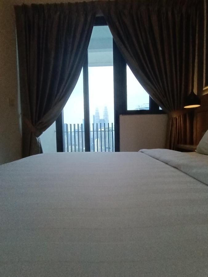 Cl 27A Insta Klcc View & Infinity Pool View Appartement Kuala Lumpur Buitenkant foto