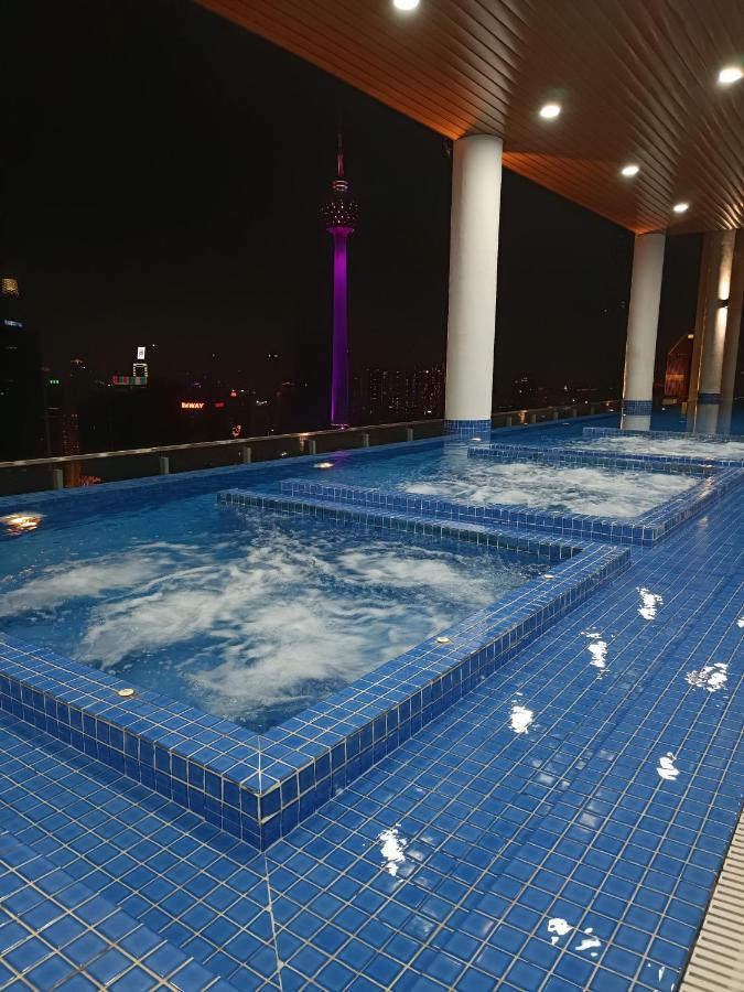 Cl 27A Insta Klcc View & Infinity Pool View Appartement Kuala Lumpur Buitenkant foto