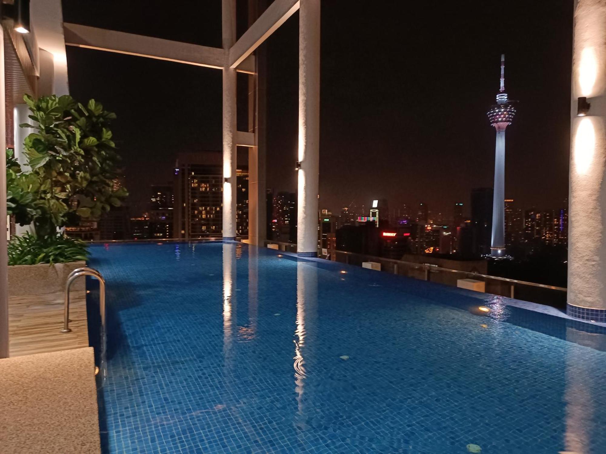 Cl 27A Insta Klcc View & Infinity Pool View Appartement Kuala Lumpur Buitenkant foto